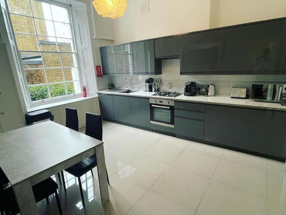 Appartement Luxury 2 Bed Flat In Inslington à Londres Extérieur photo